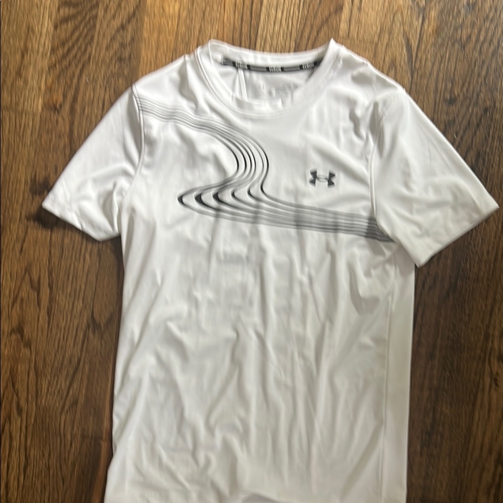 Under Armour White Short Sleeve Tee with Graphic Design